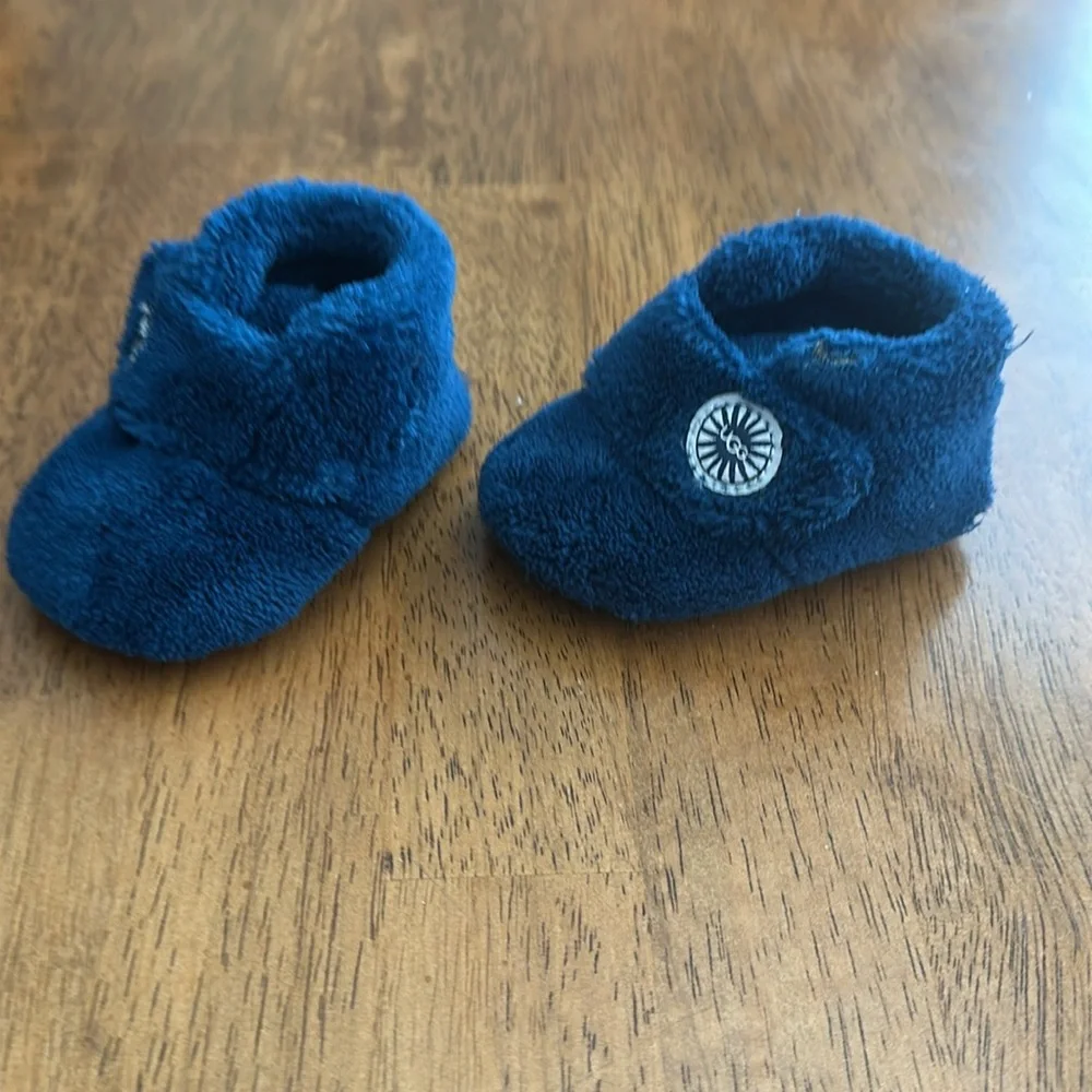 UGG Cozy Blue Baby Booties